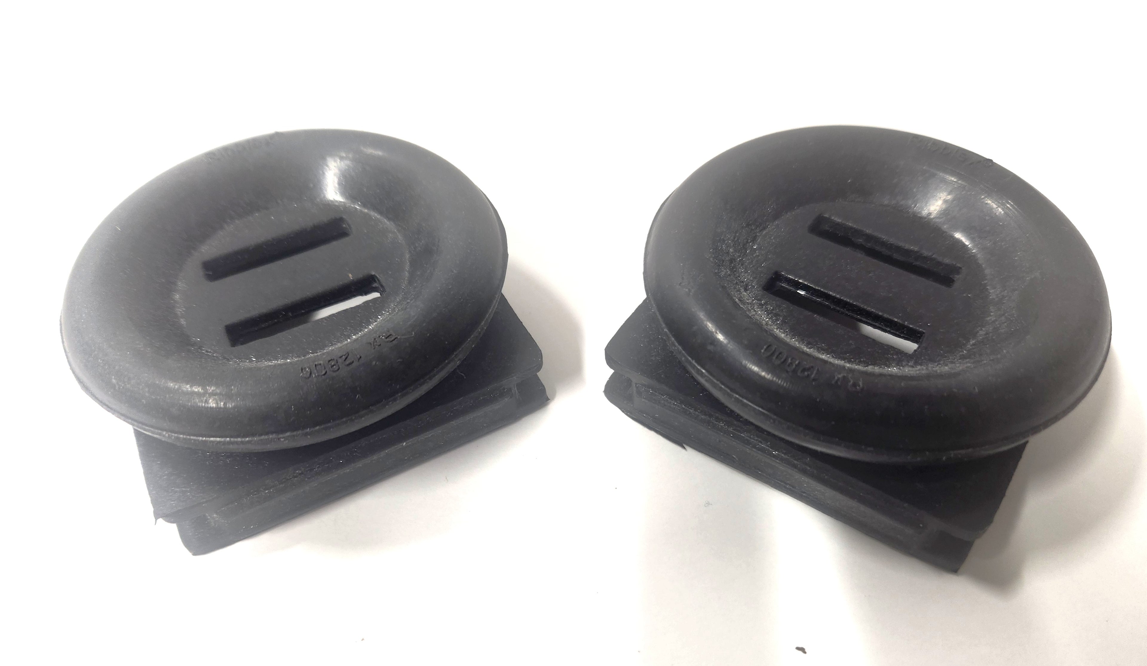 2 Brake Boots Fits IH Farmall International Tractor 424 444 384 2424 364 3414 3444 434 4000 2300A 7000 354