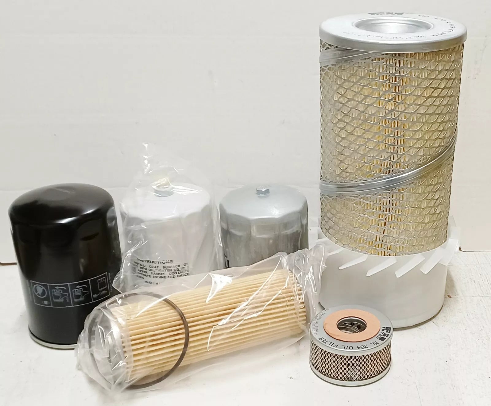 Engine Maintenance Service Filter Kit to fit IH Case 580C with G207D