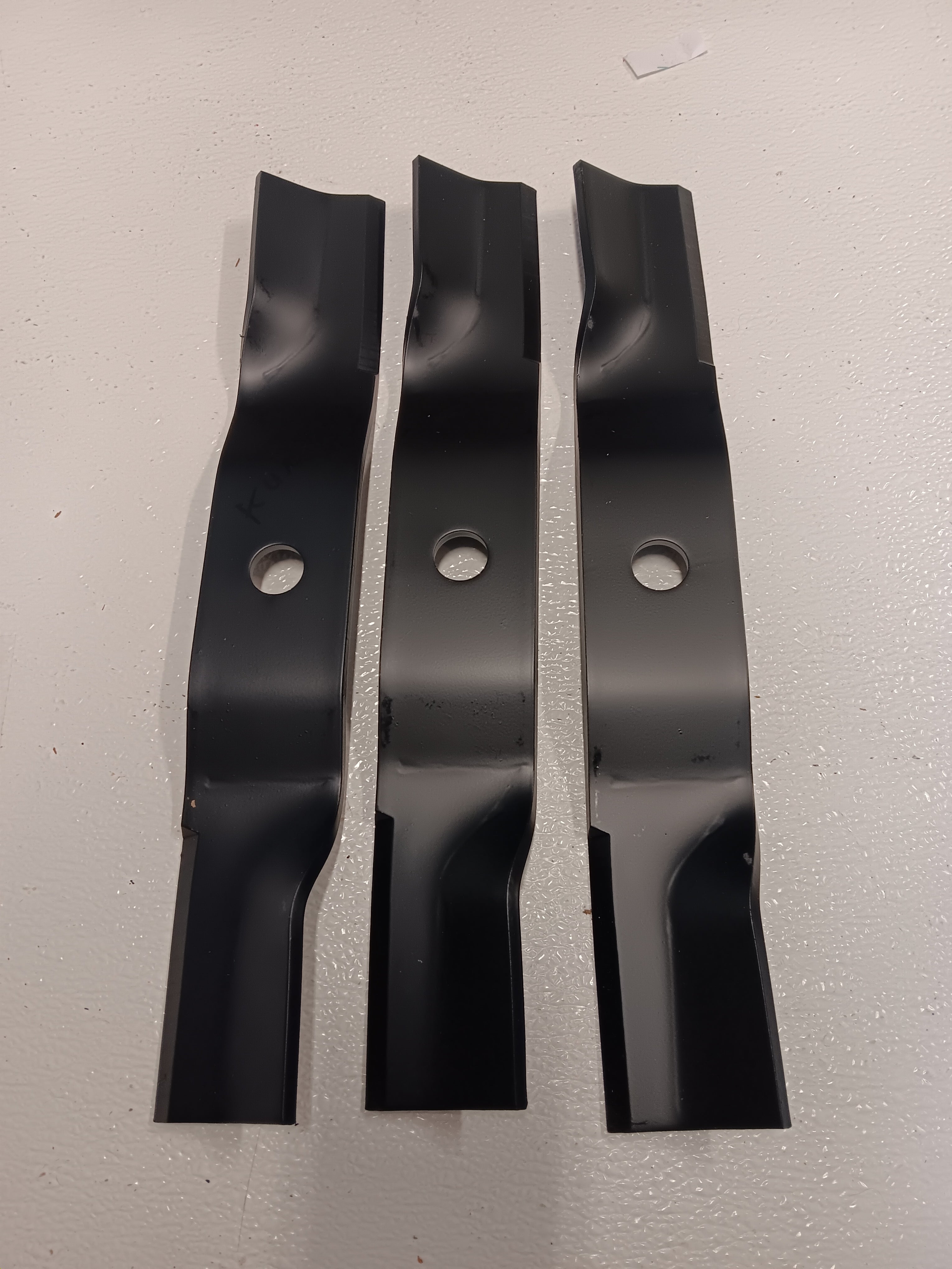 DMKU1026 Set of 3-48" mower blades to fit Kubota K5576-34350 K5576-34340 K5576-97530