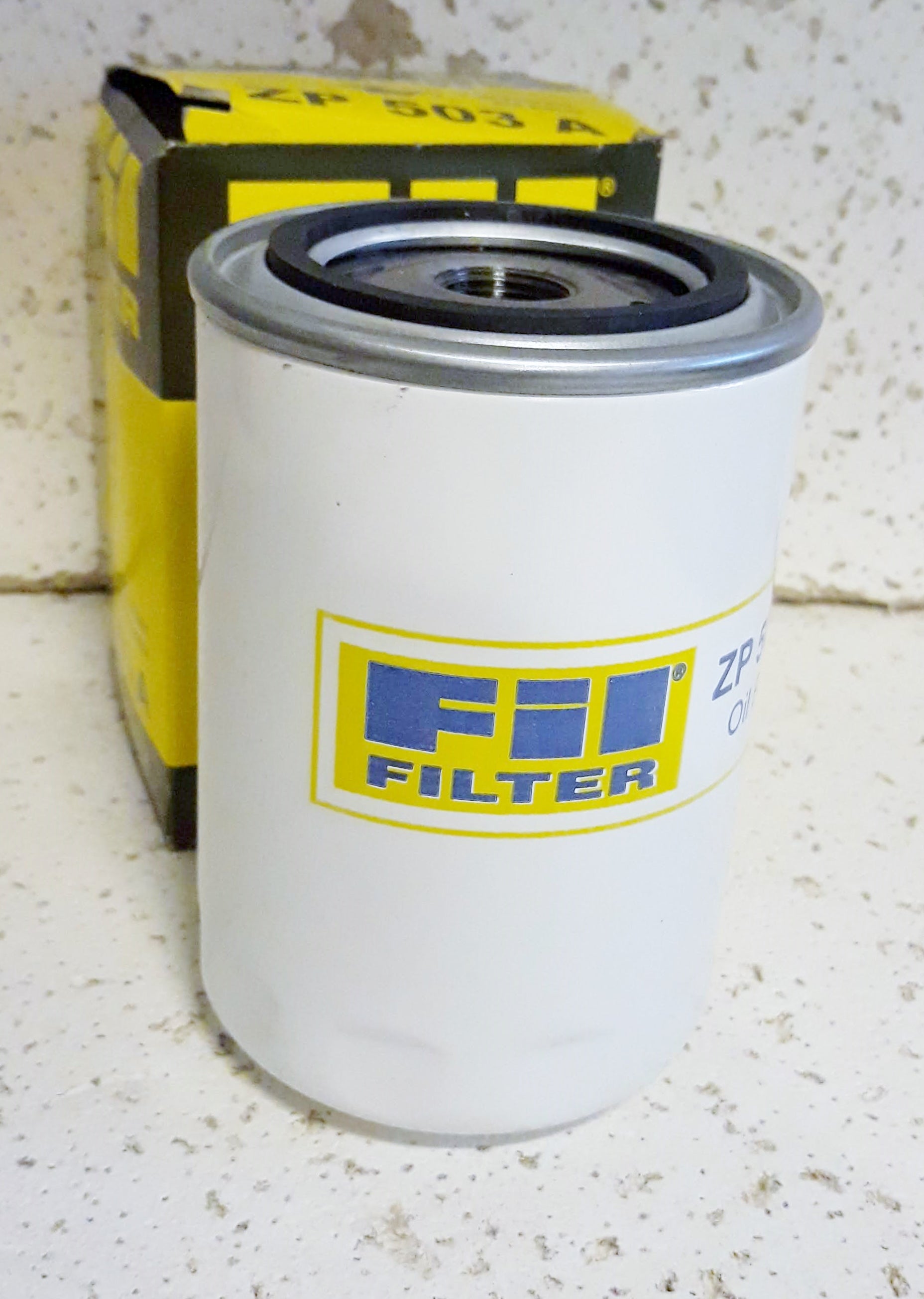 John Deere Tractor Oil Filter AR58956, AT19044T, RE506575, T19044