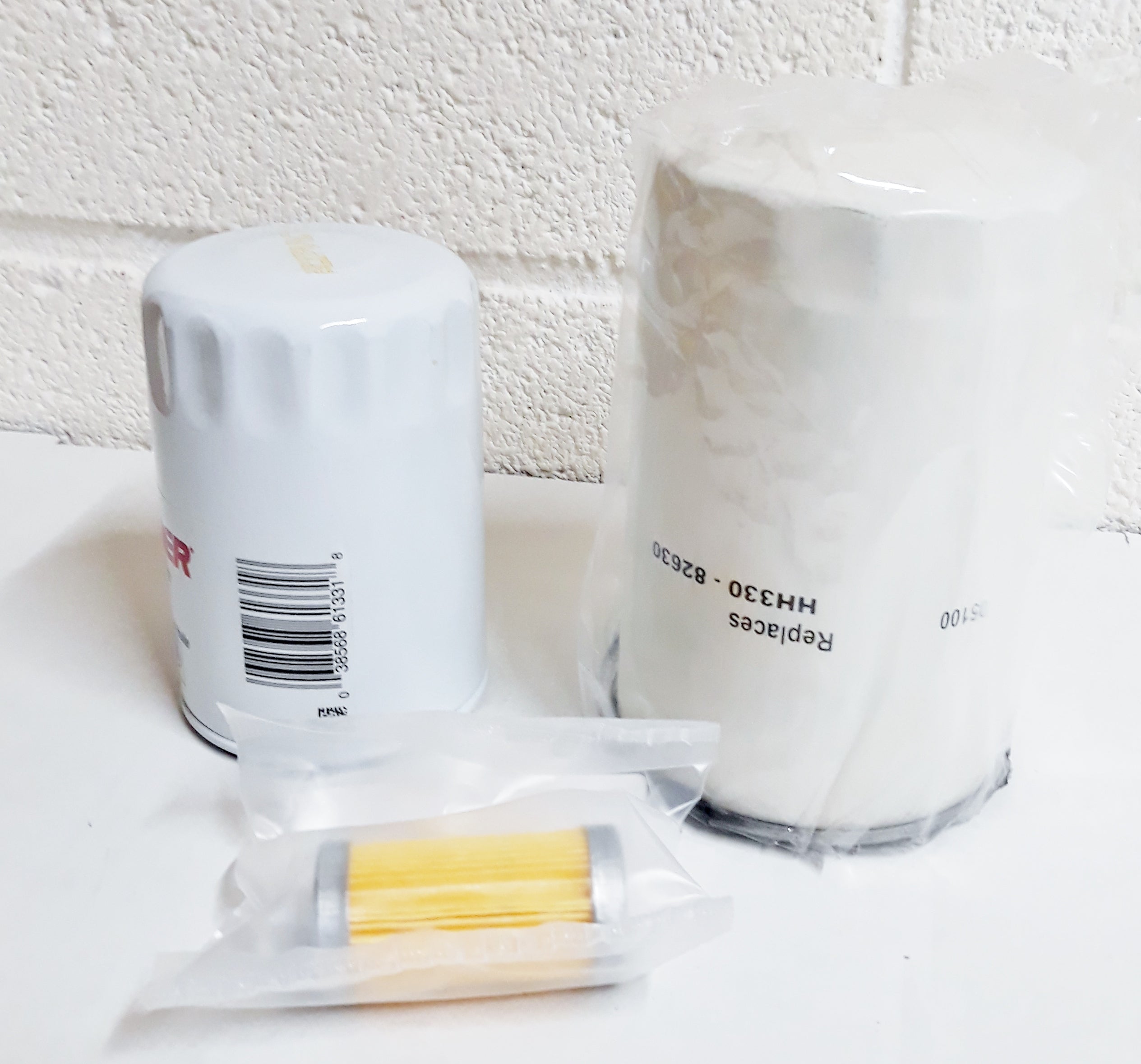 Hydraulic and fuel filter kit to Fit Ford New Holland TC33D Tractor