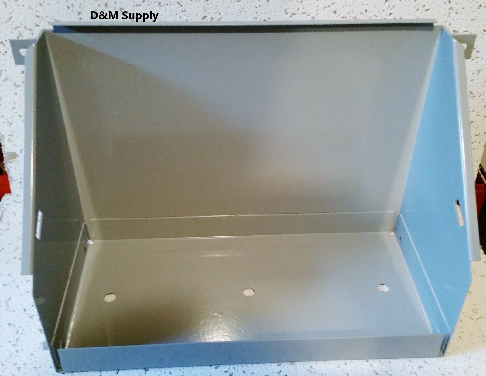Oliver White Tractor battery box 1550 1555 1650 1655 1750 1800 1900 1950 6811-0000